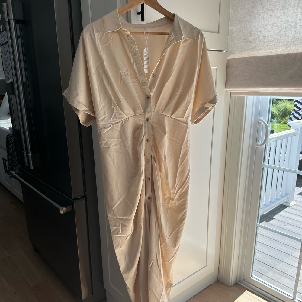 Elegant Cream Maxi Dress